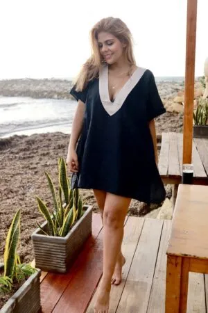 Ula negra corta